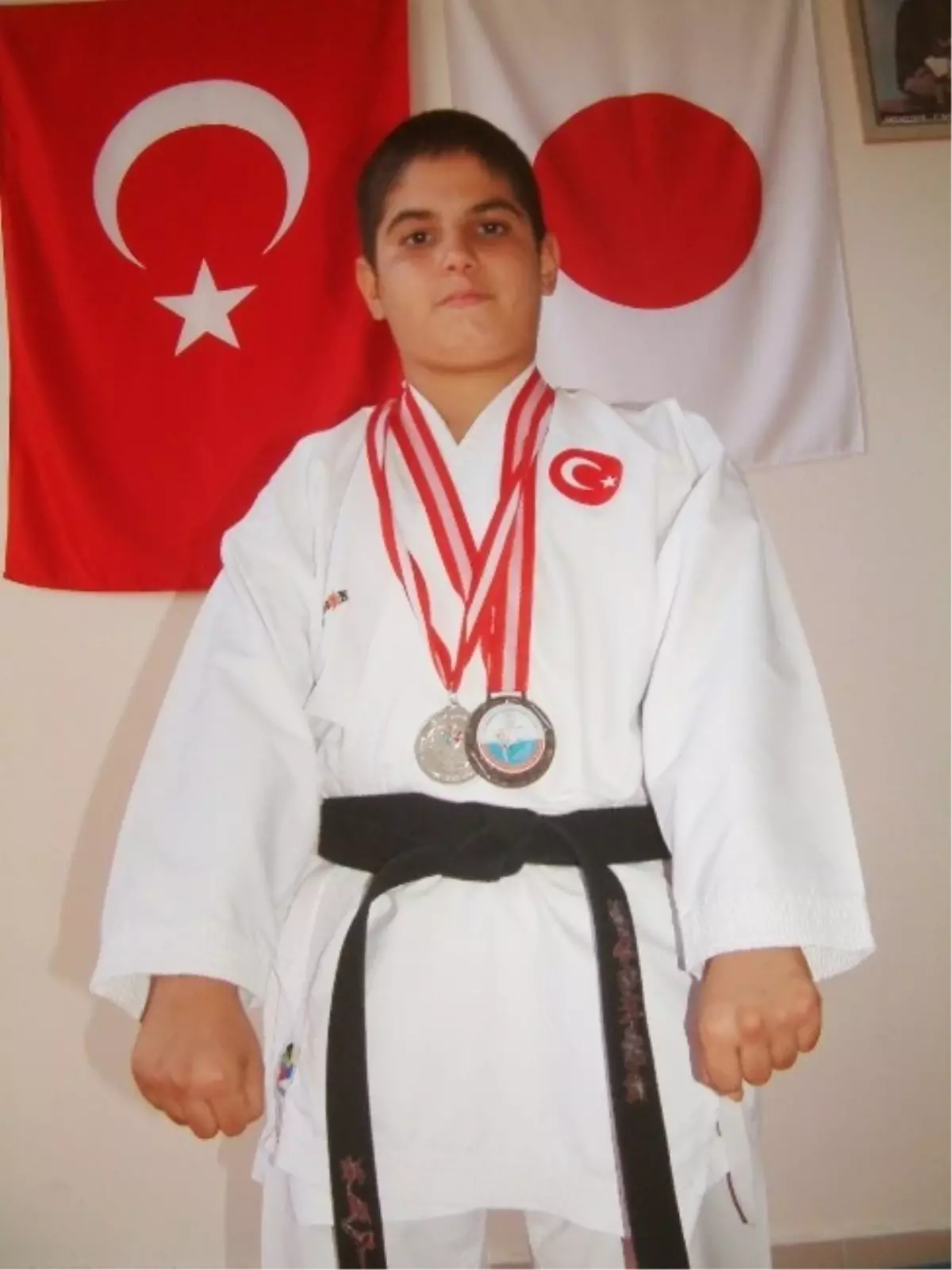 Minik Karateci Bekmez, Manavgat\'ın Gururu Oldu