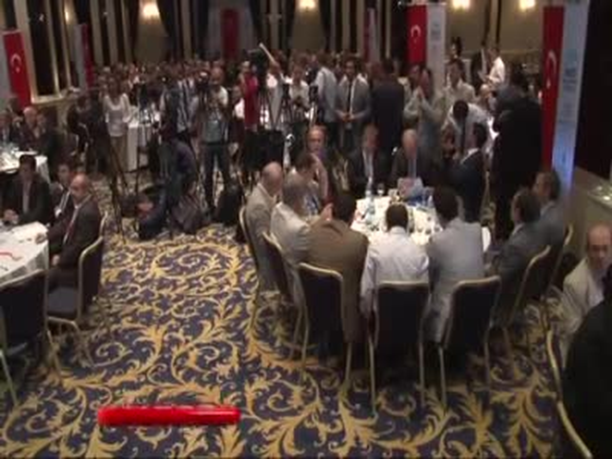 Numan Kurtulmuş, \'Esed\'in Sırtı Yere Gelmez, Arkasında Dayısı Var\'