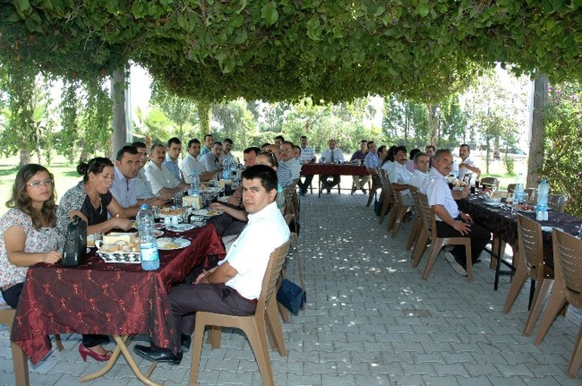 Okul İdarecileri Yemekte Buluştu