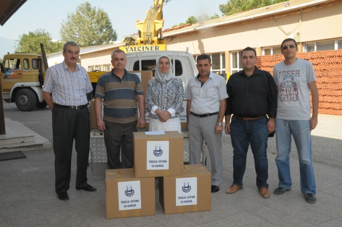 Okullara Temizlik Malzemesi Desteği