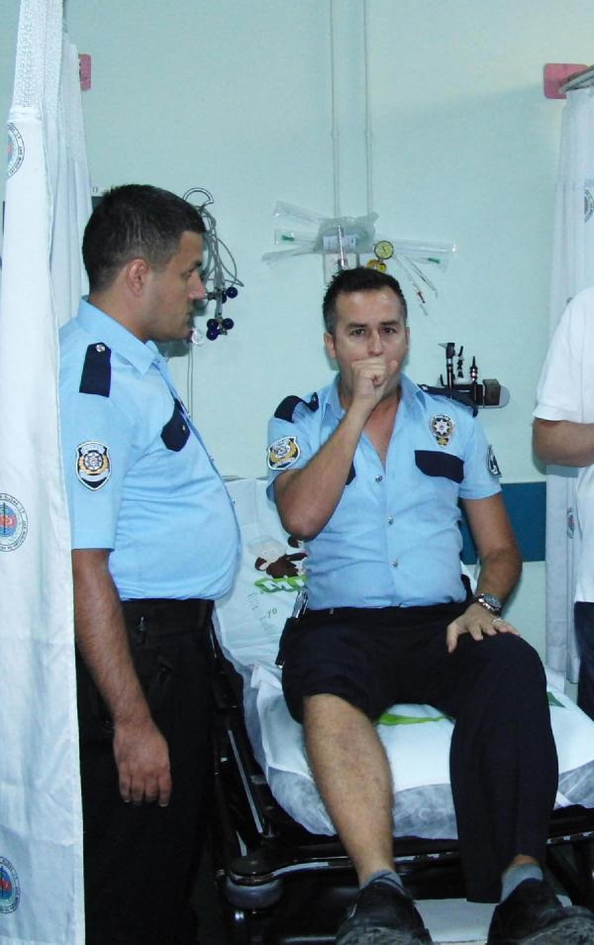 Otomobil, Hafif Ticari Araçla Çarpıştı: 5 Yaralı