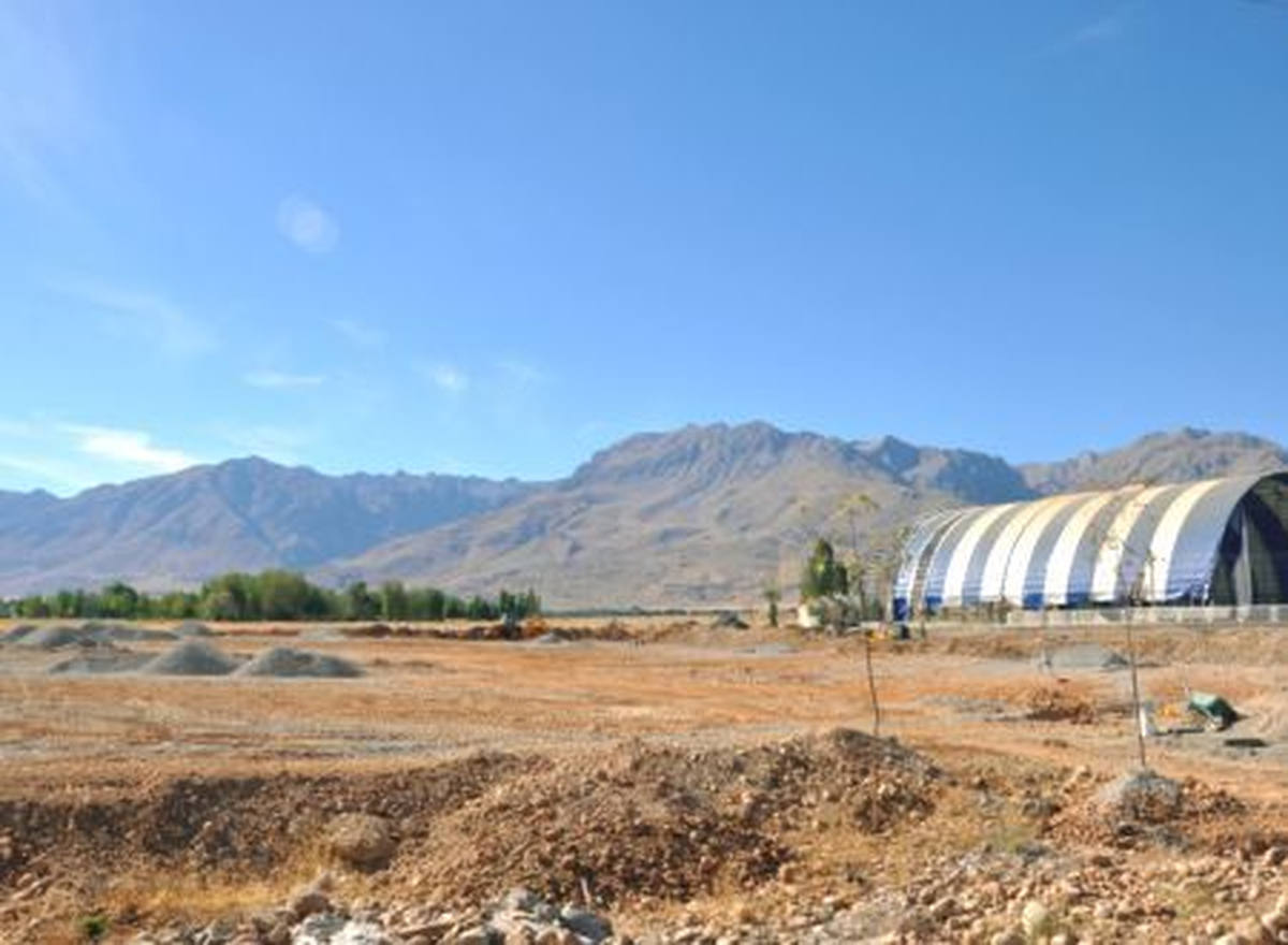Ovacık\'ta Sentetik Futbol Sahası Yapılıyor