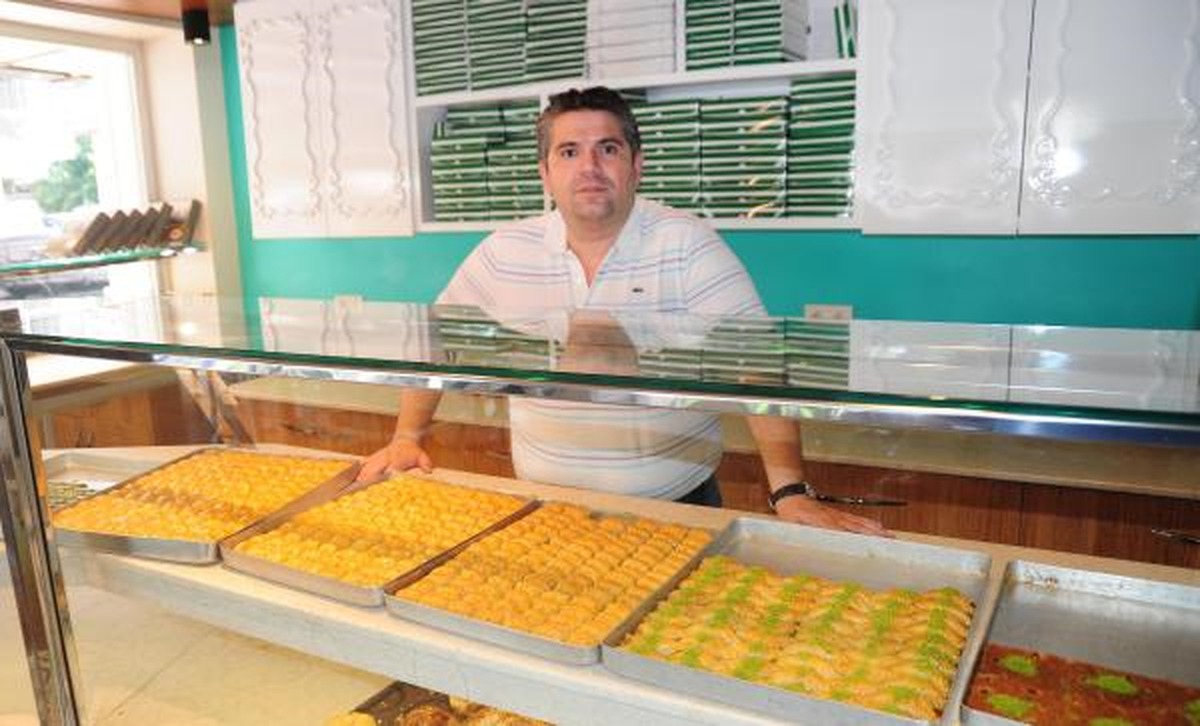 Baklavada Antep Fıstığı Yerine Kaymak Kullanılacak