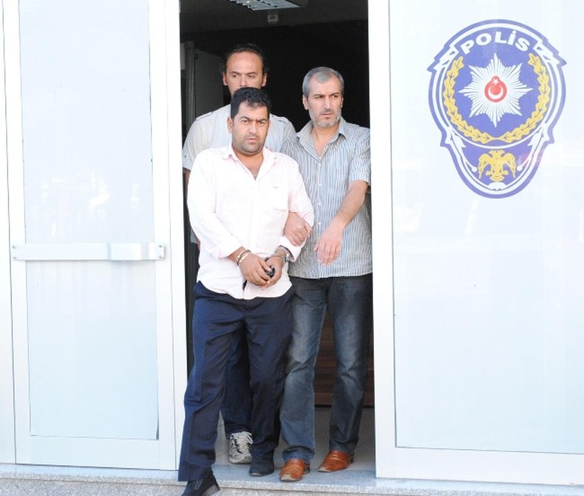Cebir ve Tehdide Yedi Yıl Altı Ay Hapis