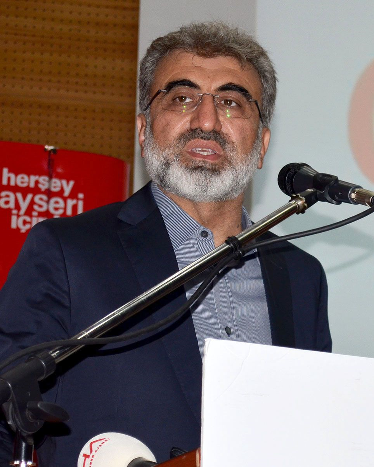 Enerji ve Tabii Kaynaklar Bakanı Yıldız, soruları cevapladı KAYSERİ