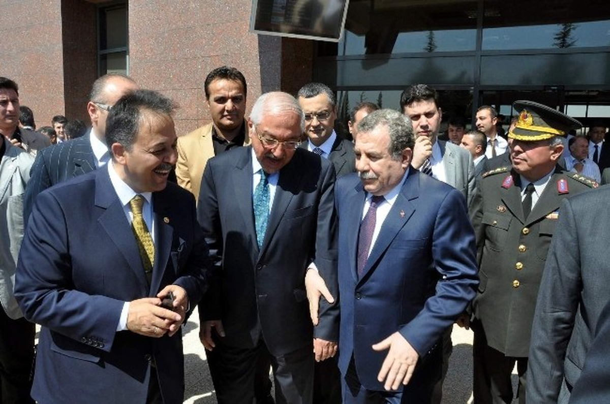 İçişleri Bakanı Güler, Cahit Nakıboğlu\'na Osb\'yi Sordu