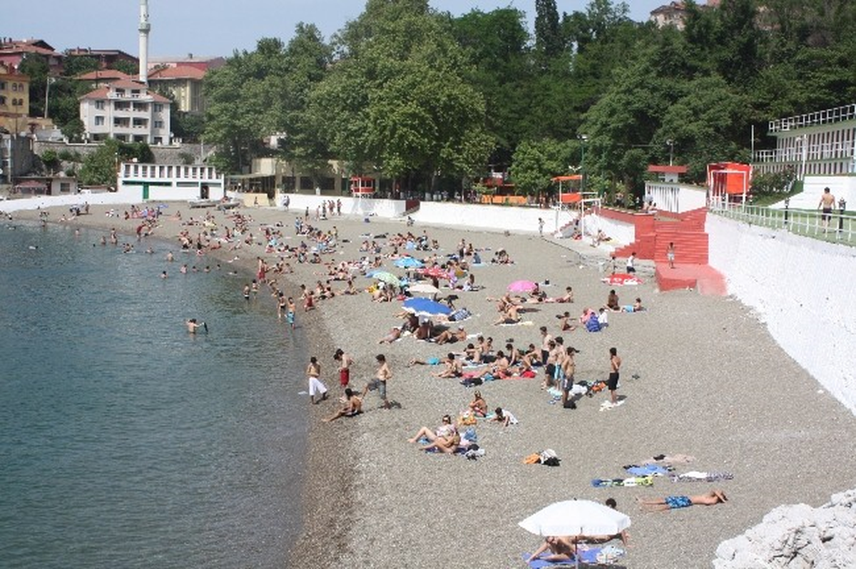 Kapuz Plajı Sezonu Kapatıyor