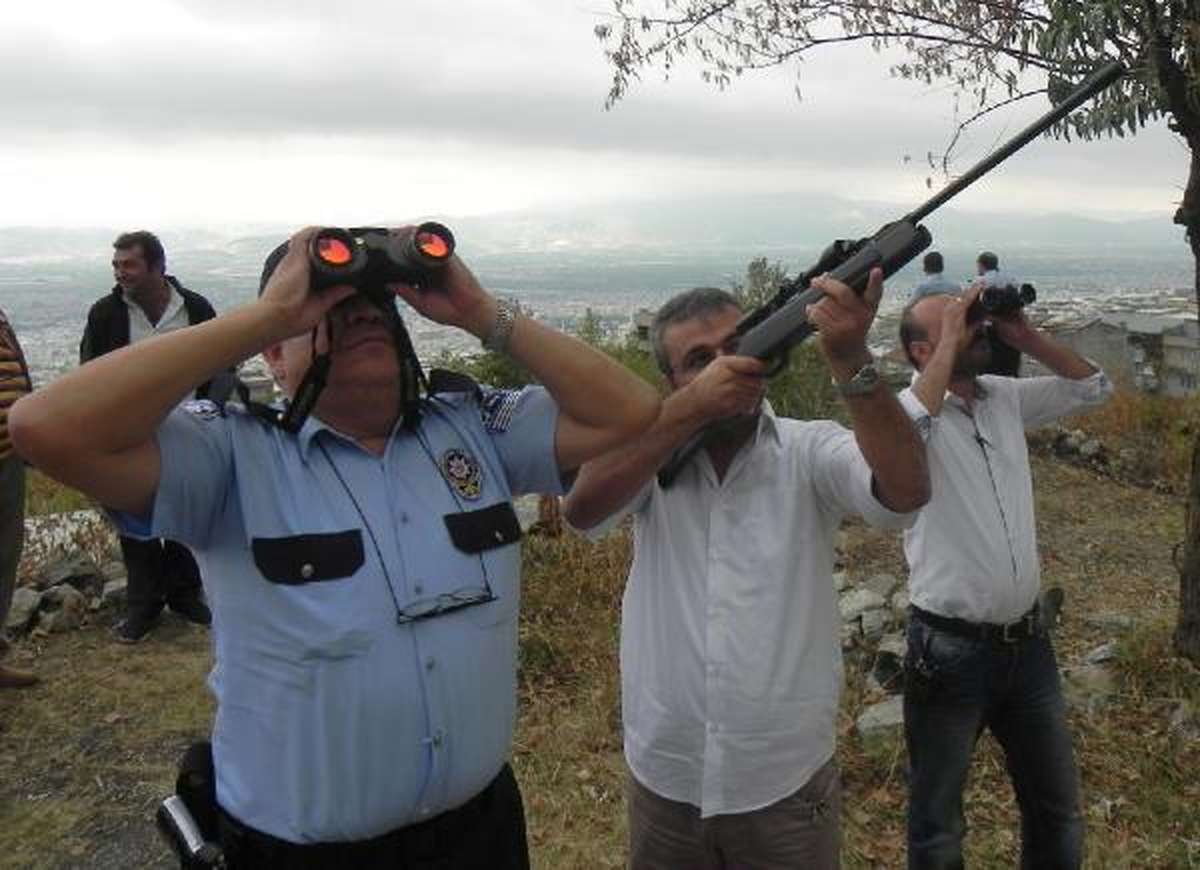 Sarkan Teleferik Halatı Polisi Alarma Geçirdi