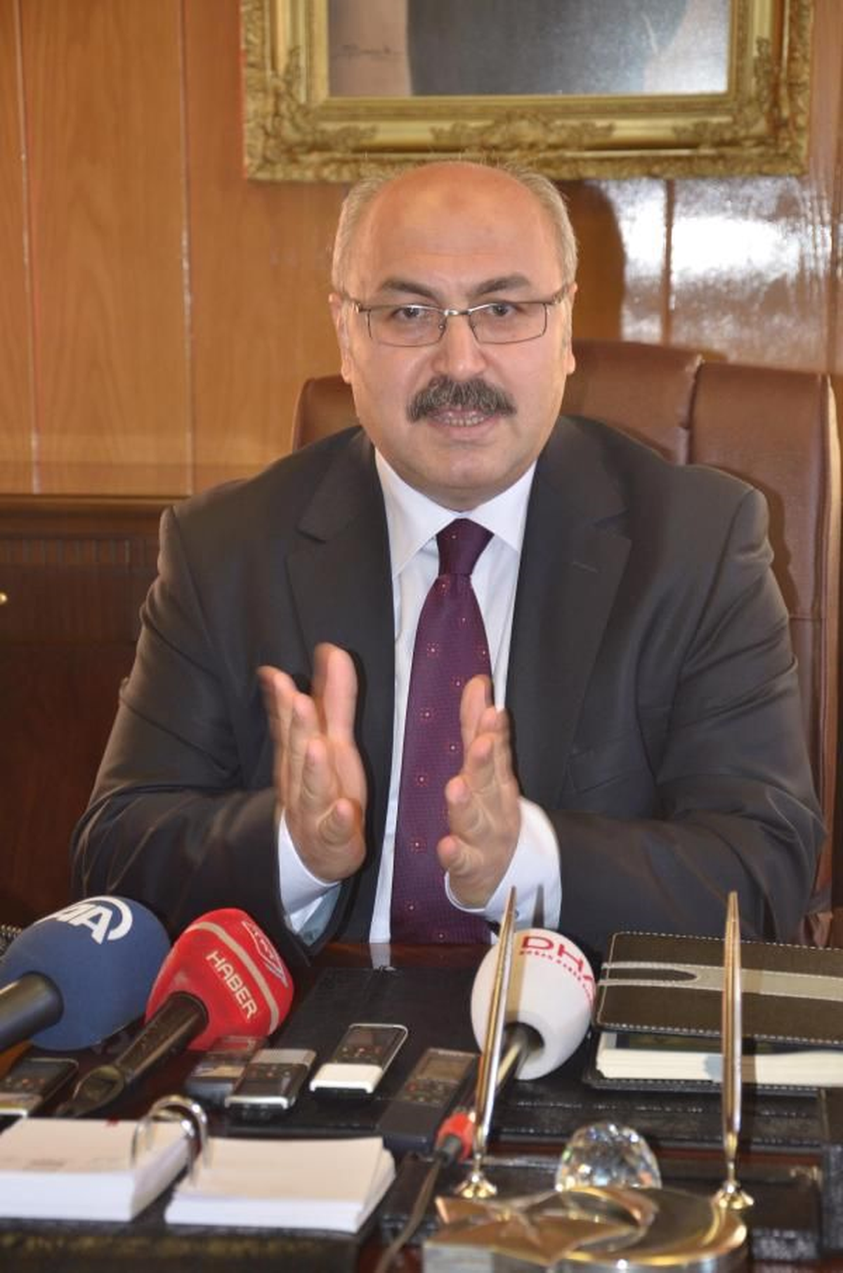 Sinop Valisi Yavuz Selim Köşger, "Türkiye Cumhuriyetinin Kurucusu Ulu Önder Mustafa Kemal...