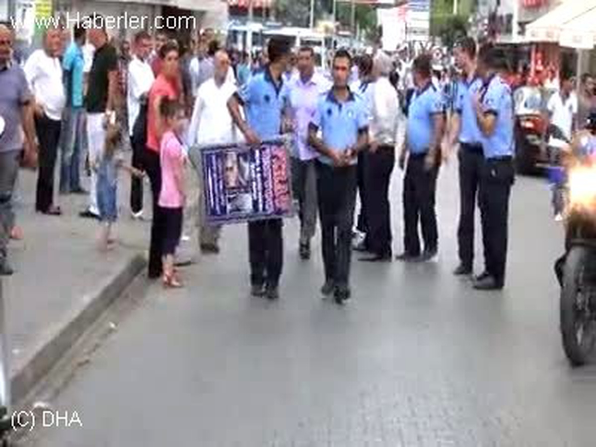 Adana\'da Polis Destekli Zabıta Operasyonu