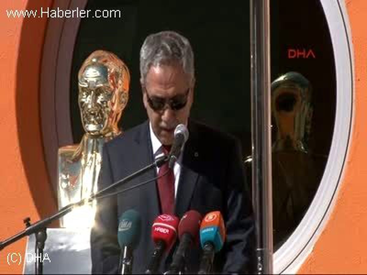Ankara\'da İlk Ders Zil Arınç\'tan