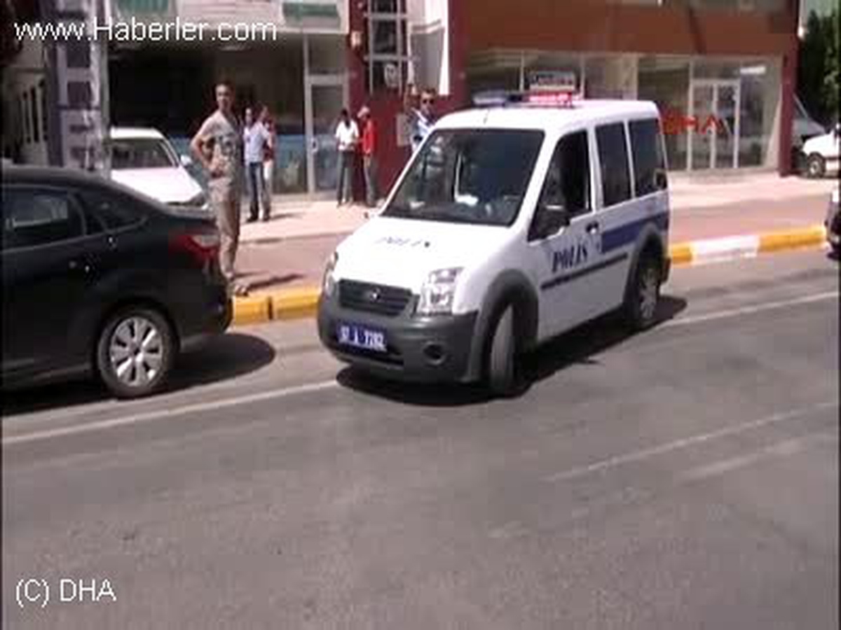 Annesini Yaralı Gören 8 Yaşındaki Çocuk Böyle Ağladı