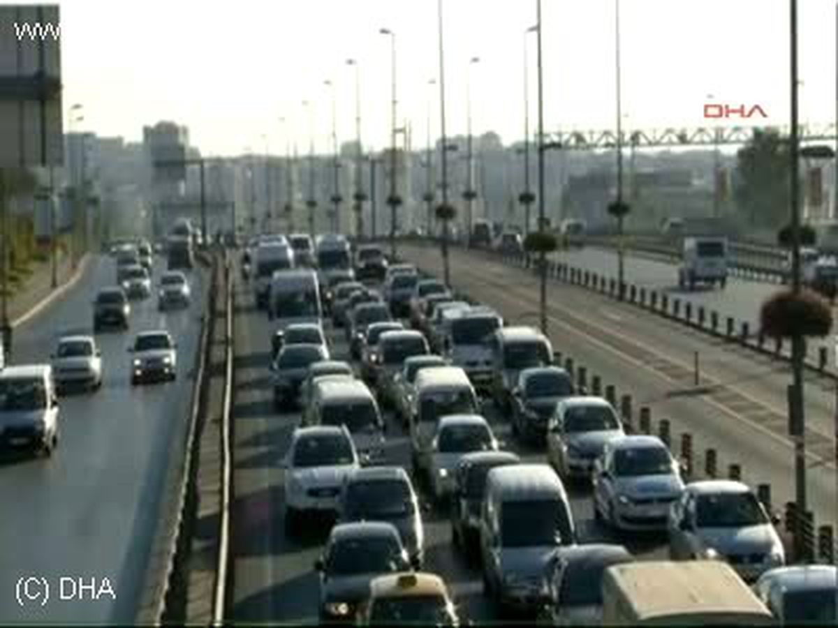 Bahçelievler\'de Trafik Yoğunluğu