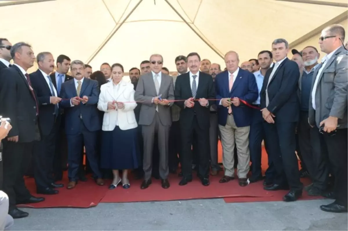 Bakan Eker 17\'inci Tarım Fuarını Açtı