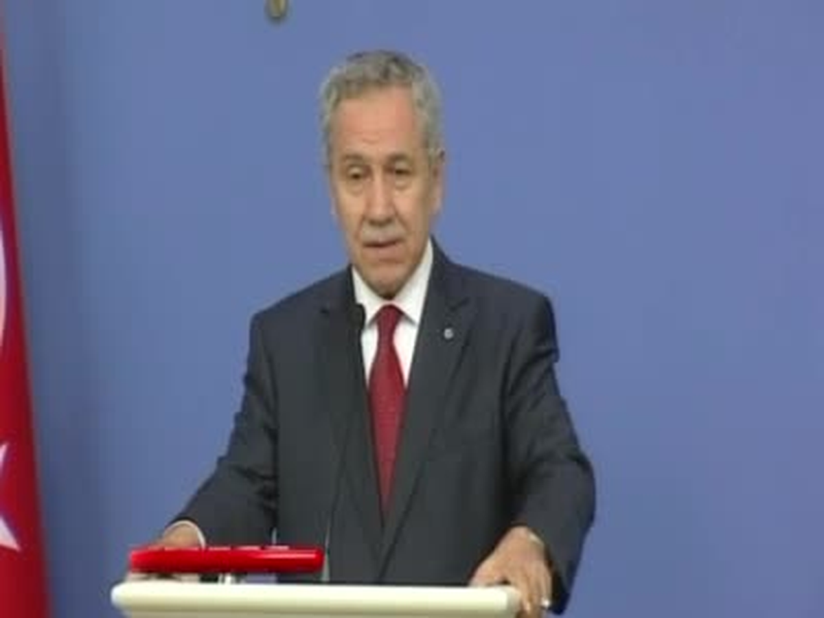 Bülent Arınç, \'Yaşanan Trajediye Kayıtsız Kalmadık\'