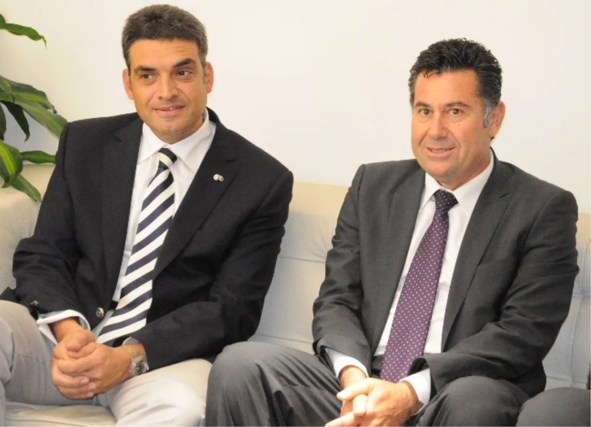 CHP Genel Başkan Yardımcısı Umut Oran\'dan Başkan Kocadon\'a Ziyaret