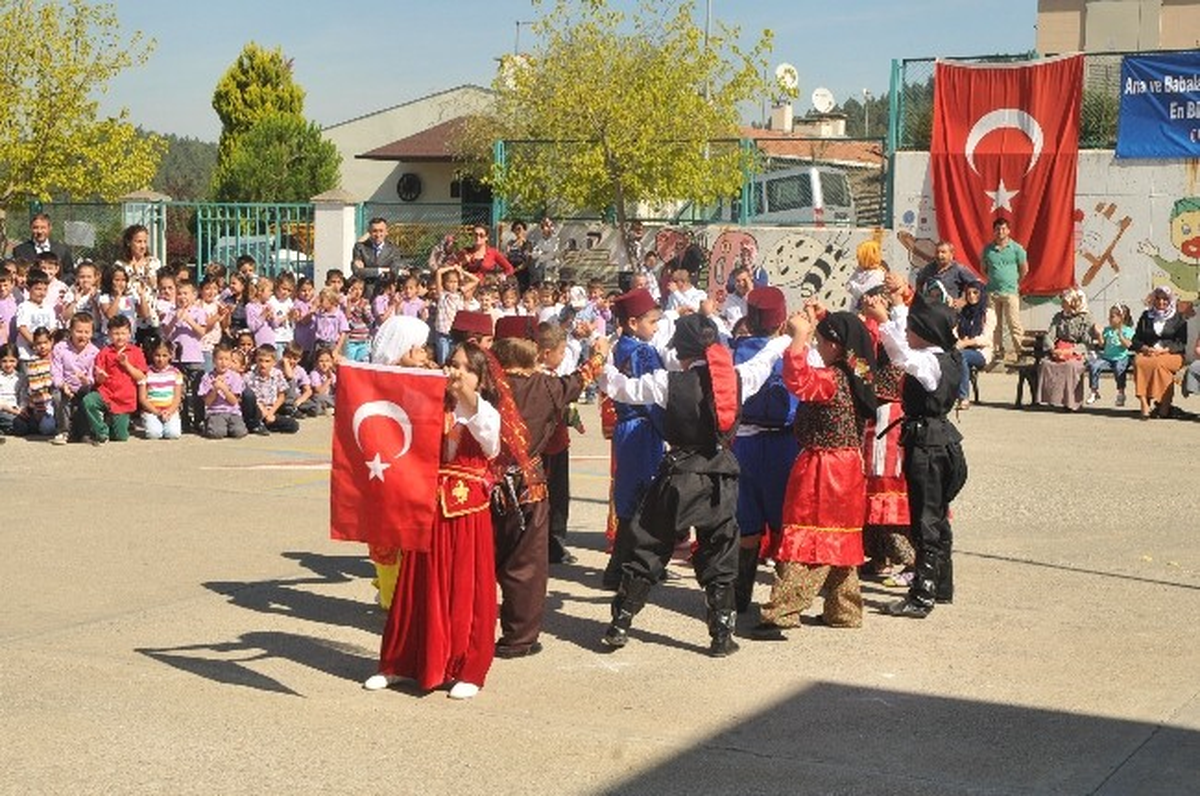 Düzce\'de 2013-2014 Eğitim-Öğretim Yılı Başladı