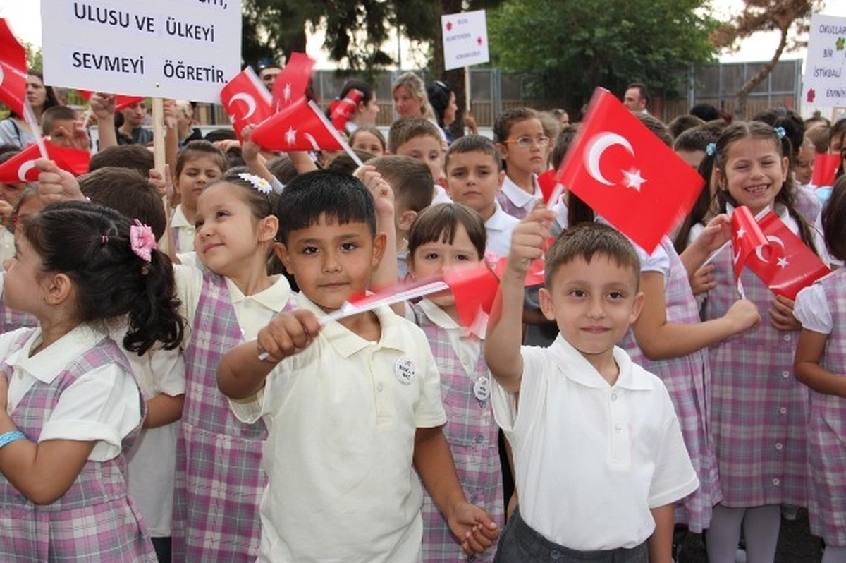 Eğitim Öğretim Edirne\'de Törenle Başladı