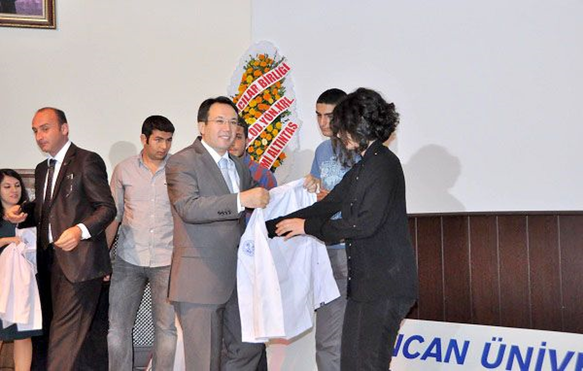 Erzincan Üniversitesi Eczacılık Fakültesi Açıldı