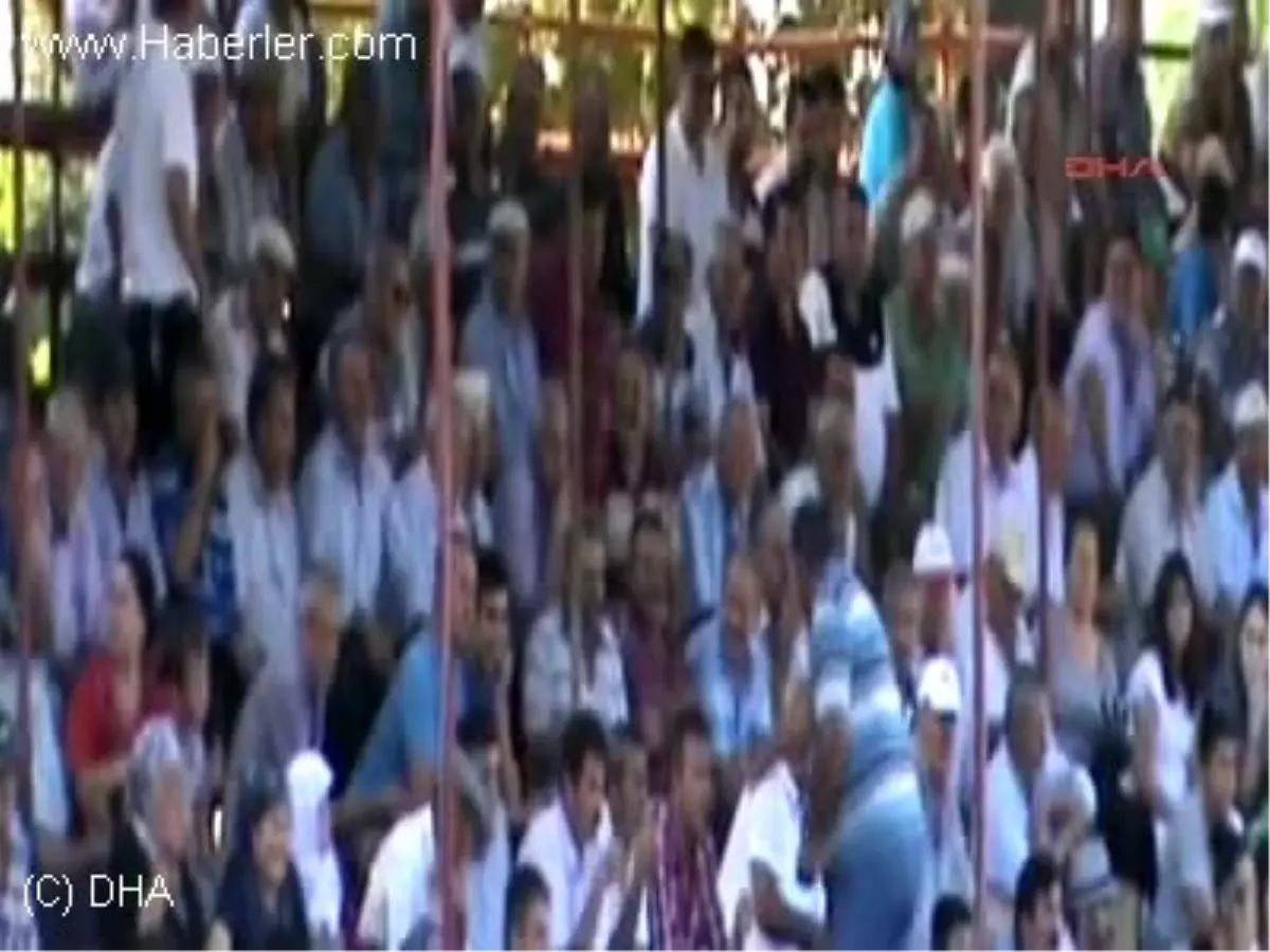 Kemer'de Başpehlivan Orhan Okulu