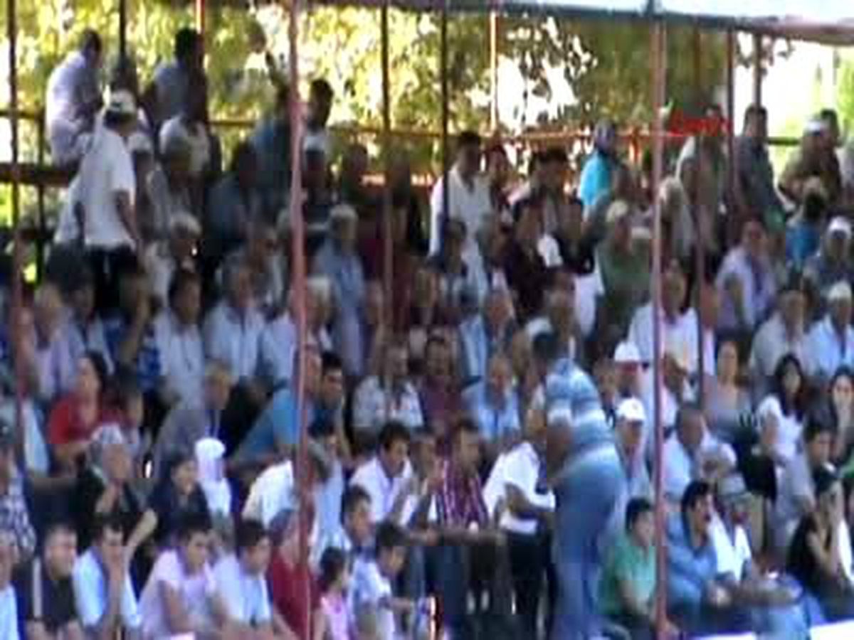 Kemer\'de Başpehlivan Orhan Okulu
