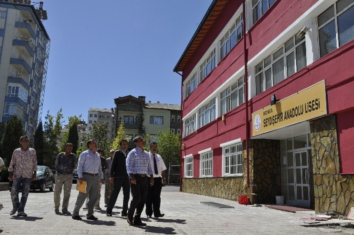 Konya\'nın Seydişehir İlçesinde Vatandaşların Desteğiyle Okullar Tadilattan Geçirildi