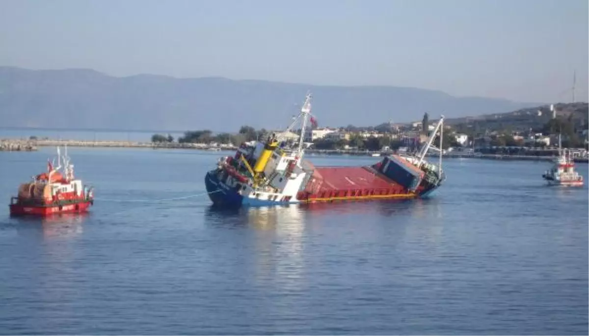 Kurtardıkları Geminin Battığını Duyan Ekip Şaşkın