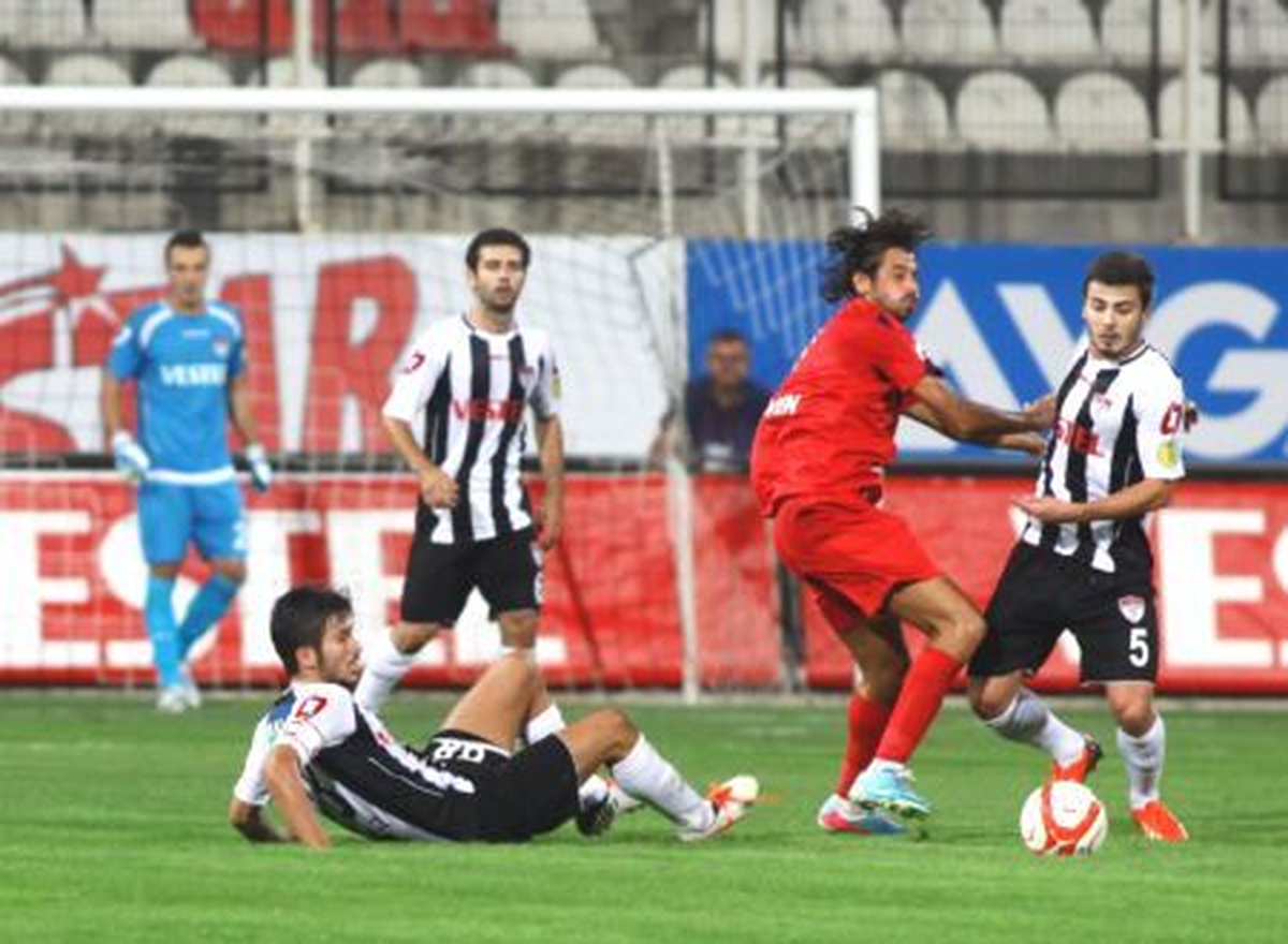 Mersin İdmanyurdu\'nda Mağlubiyet Üzüntüsü
