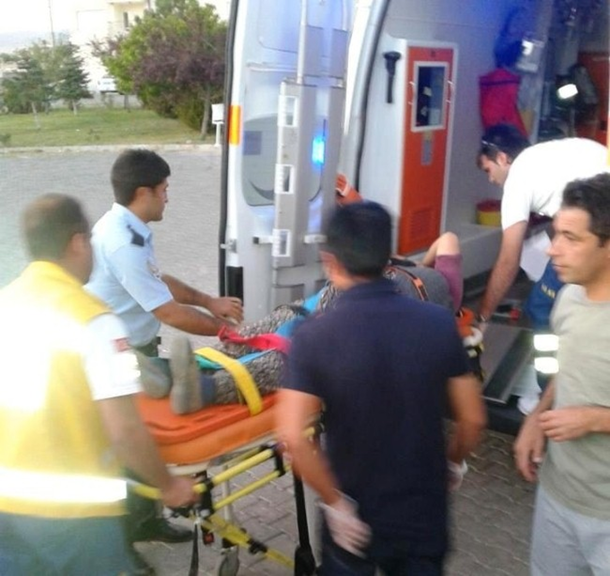 Niğde\'de Trafik Kazası: 20 Yaralı