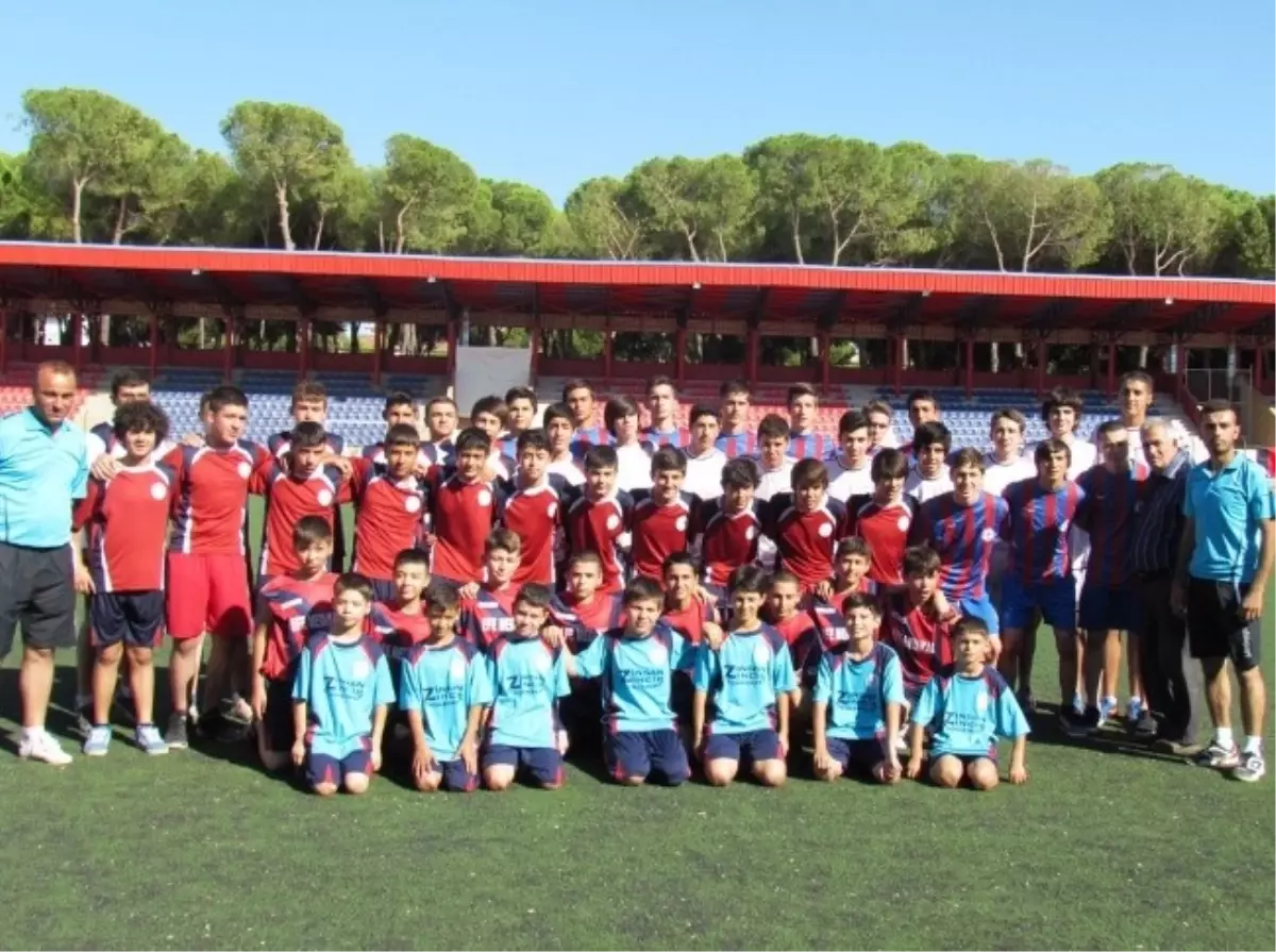 Ödemiş Belediyespor Sezonu Saraçoğlu\'nda Açtı