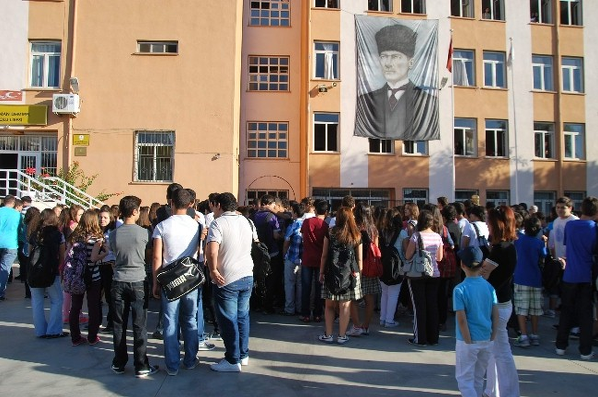 Okulların Açılması ile Birlikte Servis Sıkıntısı Başladı