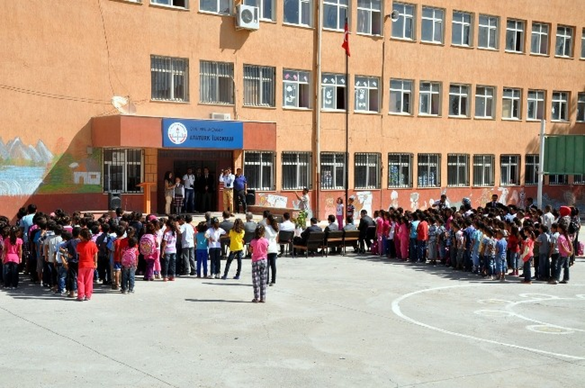 Suriye Sınırına Sıfır Noktada Eğitim Başladı