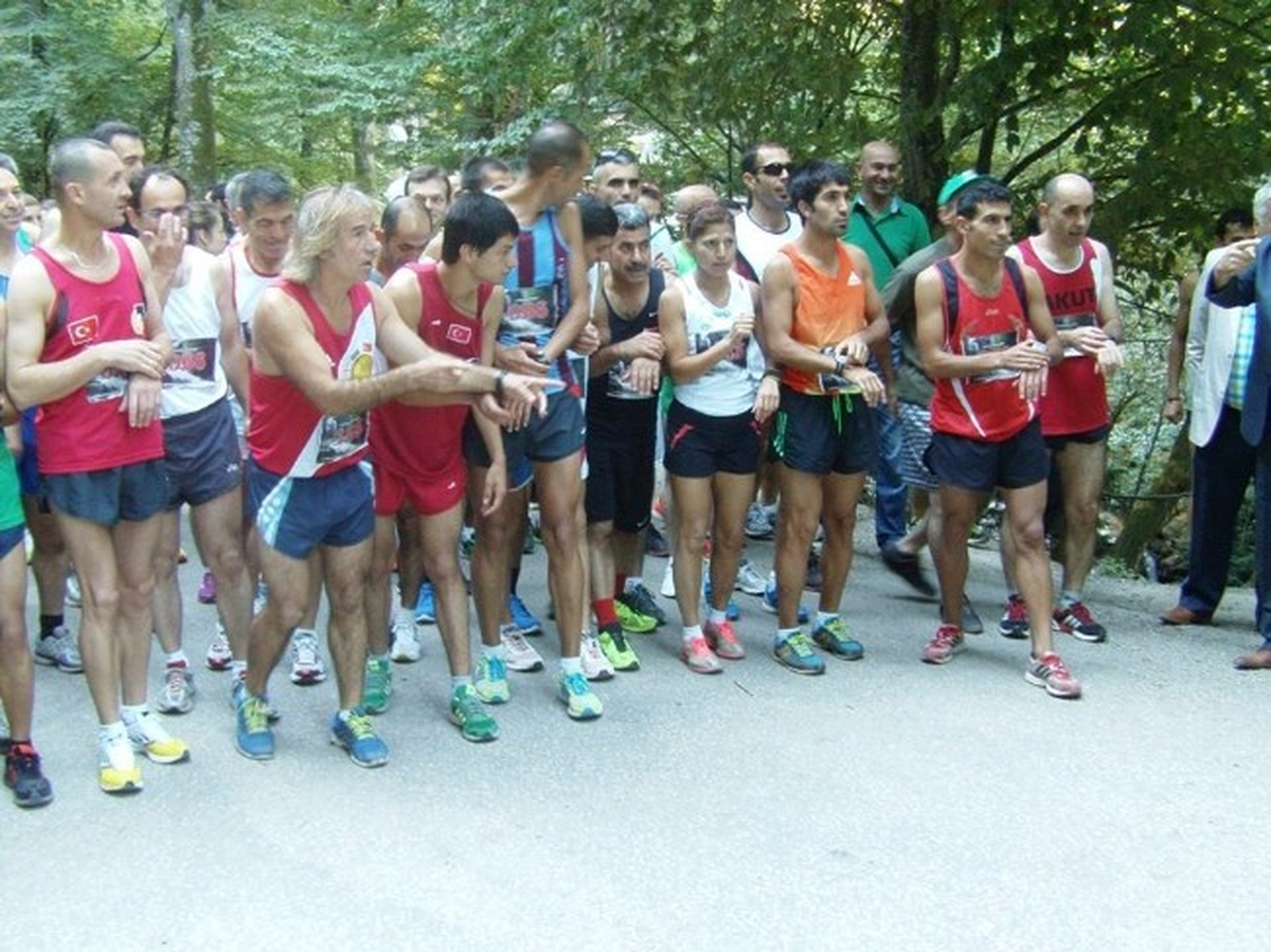 Suuçtu Koşusunda Sporcular Ter Döktü