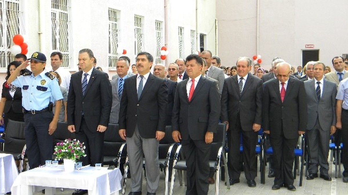 Uzunköprü\'de İlköğretim Haftası Kutlandı