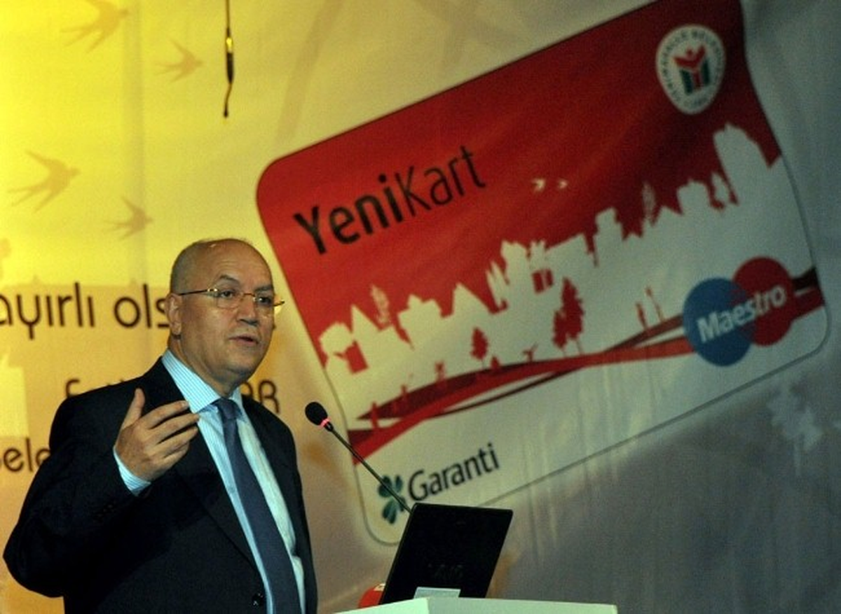 Yenimahalle\'de Öğrencilere Destek