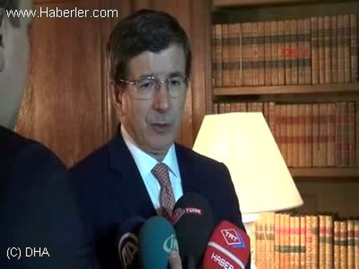 Davutoğlu: Kimse Türkiye Sınırını Geçmeye Cüret Edemez