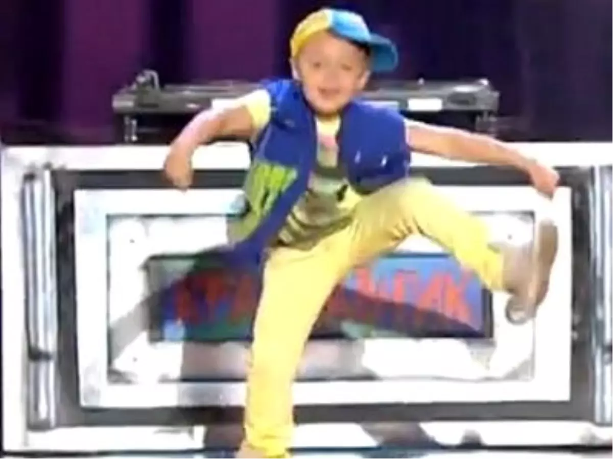 8 Yaşındaki Yetenek, Dansıyla Büyüledi