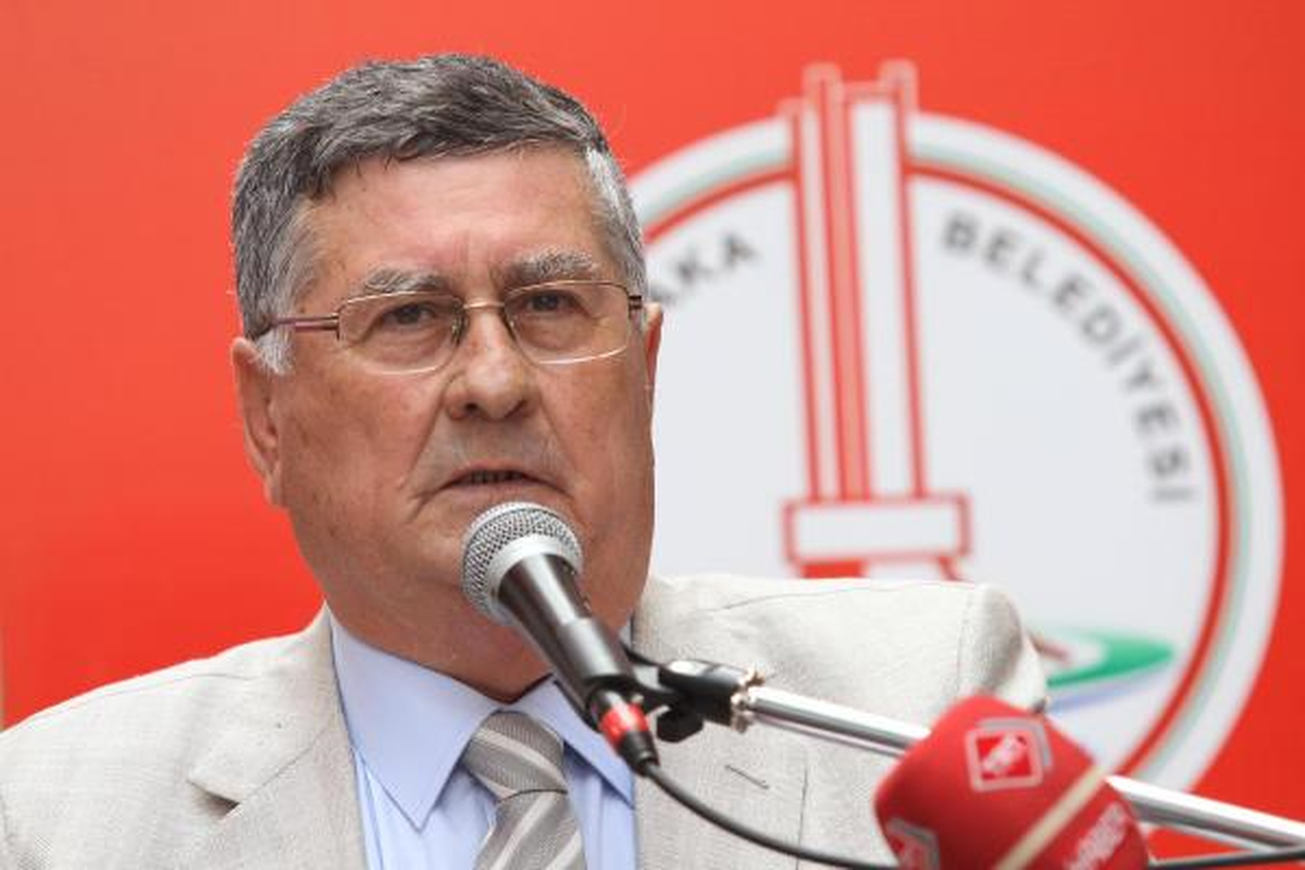 Adnan Keskin\'den Başbakan\'a: "Timsah Gözyaşlarıyla Toplumu Kandırmaya Çalışıyor"