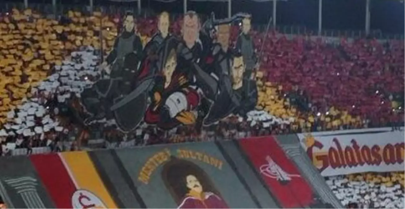 Arena\'da Real Madrid Maçında Koreografi Şov