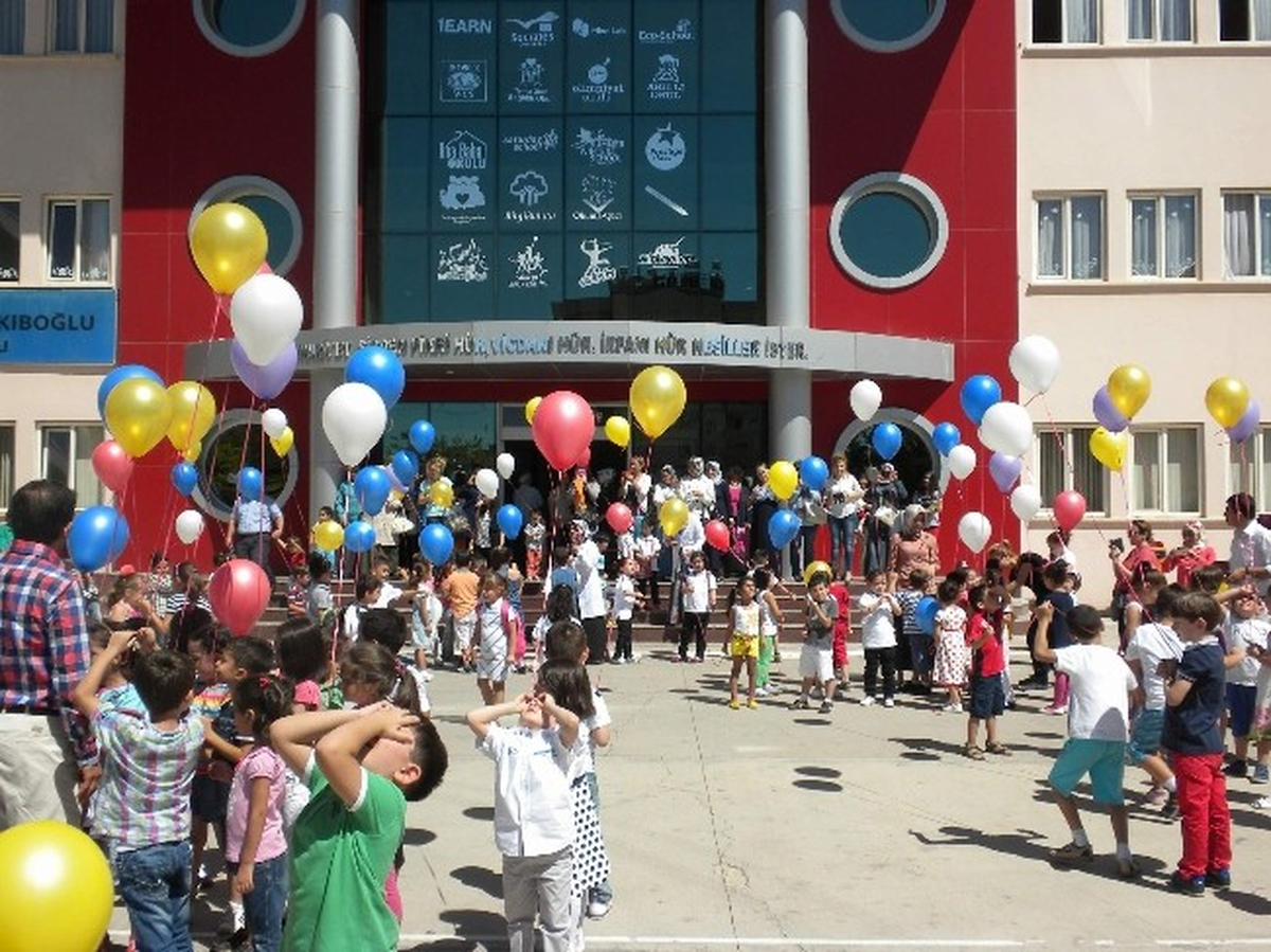 Balonlar Barış İçin Havalandı