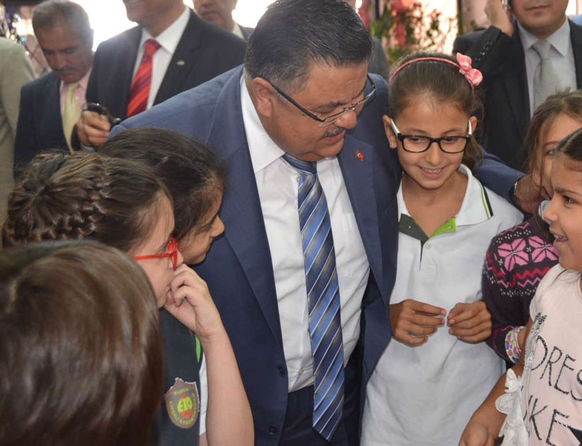 Bilecik Belediyesi\'nden Eğitime Destek Veriyor