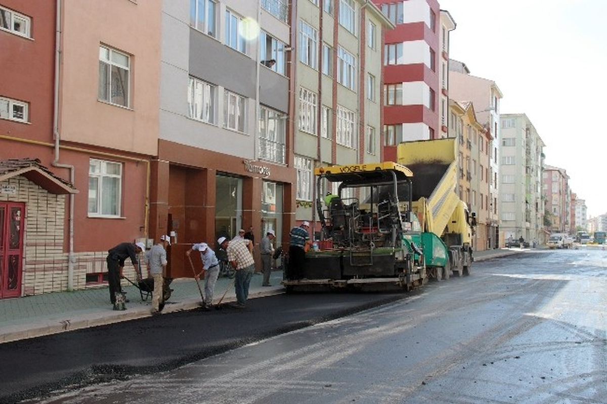 Büyükşehir Yolları Kışa Hazırlıyor