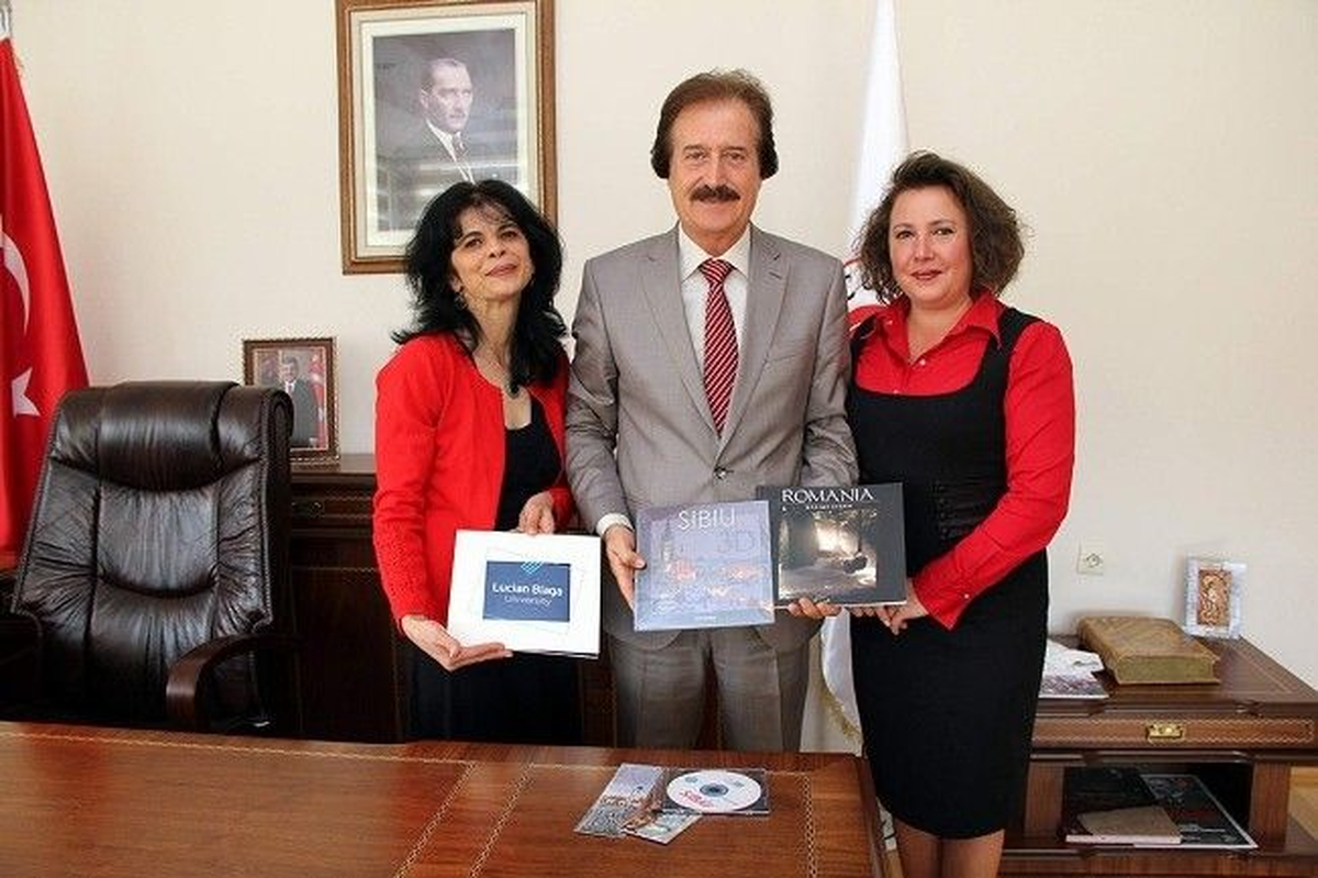 Cü\'ye Yabancı Öğretim Üyeleri Geldi