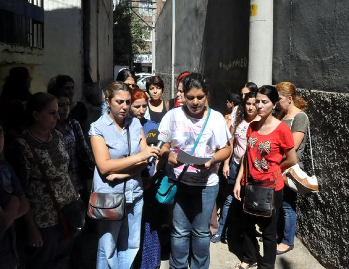 Diyarbakır\'da, Öldürülen Kadınlar İçin Protesto