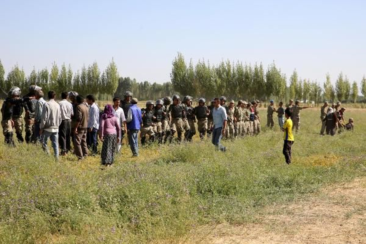 Erciş\'te Güvenlik Önlemleri Altında Konut Yapımına Başlandı