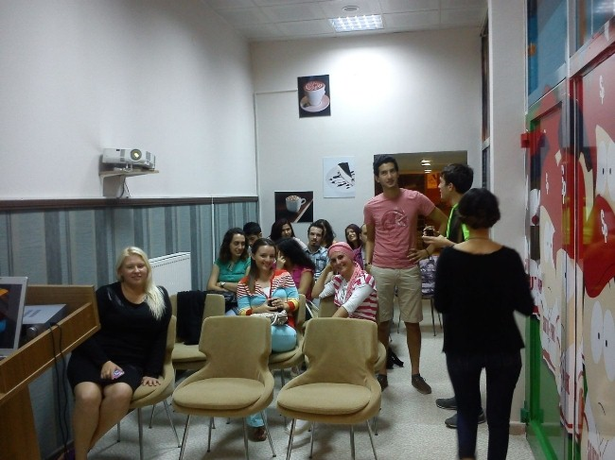 İzmit Speakıng Cafe\'de Afrika Gecesi