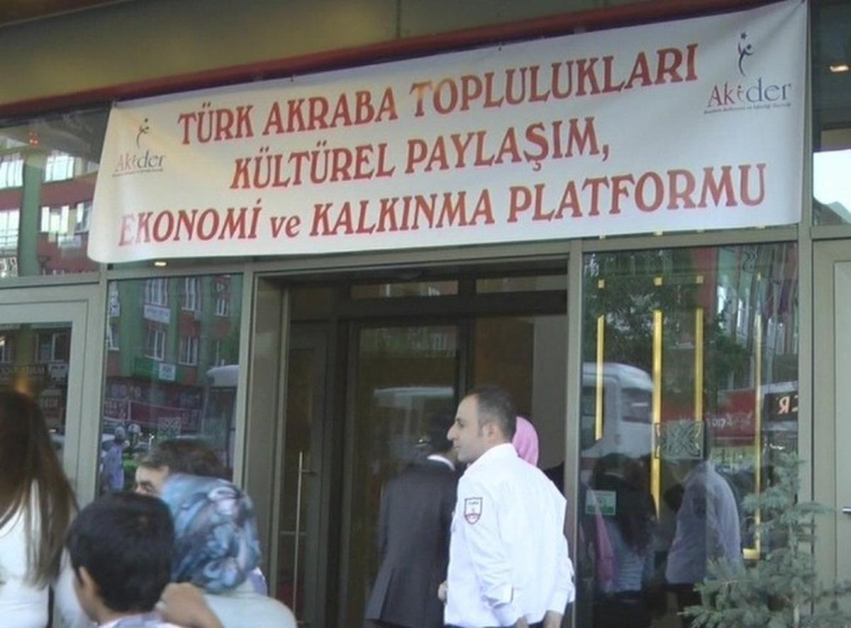 KKTC Başbakan Yardımcısı Serdar Denktaş Kütahya\'da