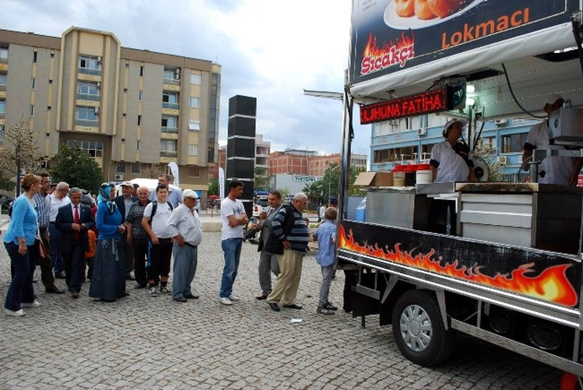 Menderes Ölümünün 52. Yılında Anıldı