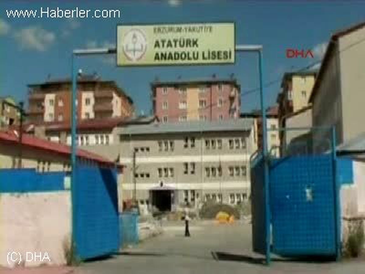 Okulun Onarımı Bitmedi, Veliler Tepki Gösterdi
