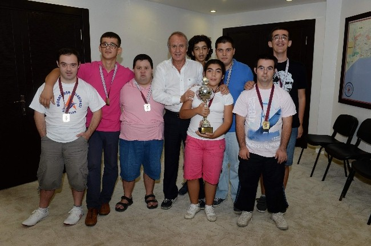 Özel Sporculardan Başkan Evcilmen\'e Ziyaret